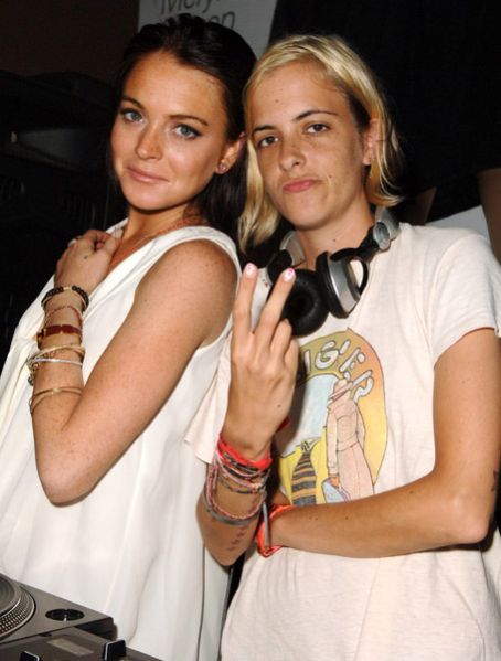 Pussy Tight Very Lindsay Lohan - Samantha Ronson is Open to Lindsay Lohan Reunion, Boys, Writing a Novel |  Autostraddle