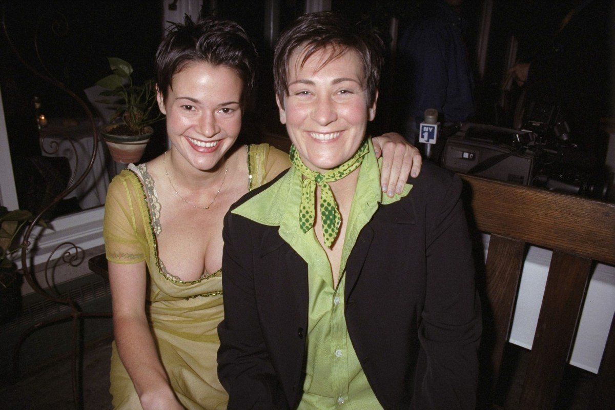 UNITED STATES - JUNE 10: Leisha Hailey and her girlfriend, k.d. lang (right), are on hand for party at the Central Park Boathouse during a concert which benefited the American Foundation for AIDS Research (AMFAR)., (Photo by Richard Corkery/NY Daily News Archive via Getty Images)
