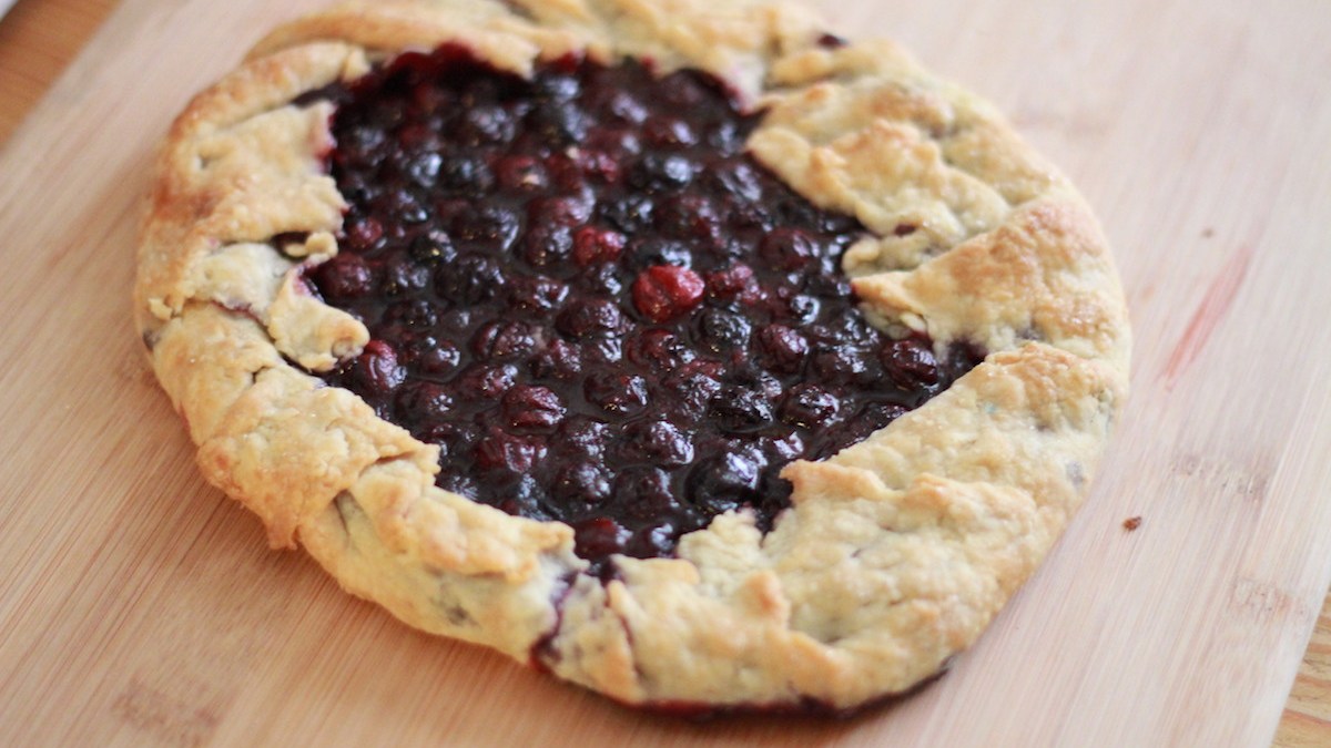 Femme Brûleé: Blueberry Galette | Autostraddle