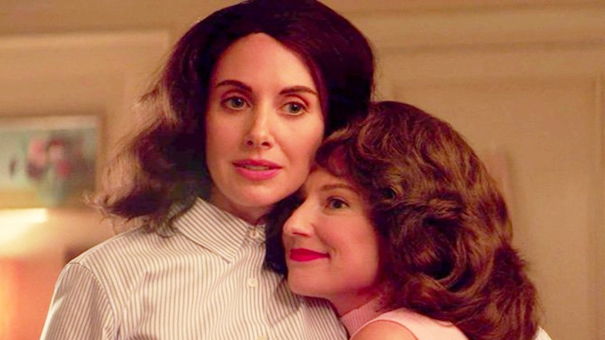 Pop Culture Fix: Alison Brie and Sugar Lyn Beard are Edie Windsor and Thea  Spyer on 