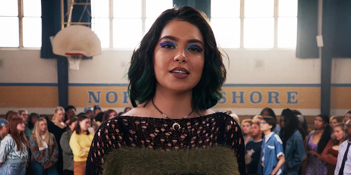 Auli'i Cravalho as Janis in Mean Girls (2024)