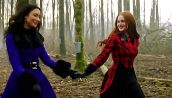 Style Thief: How to Dress Like Riverdale's Firey Maple Goddess