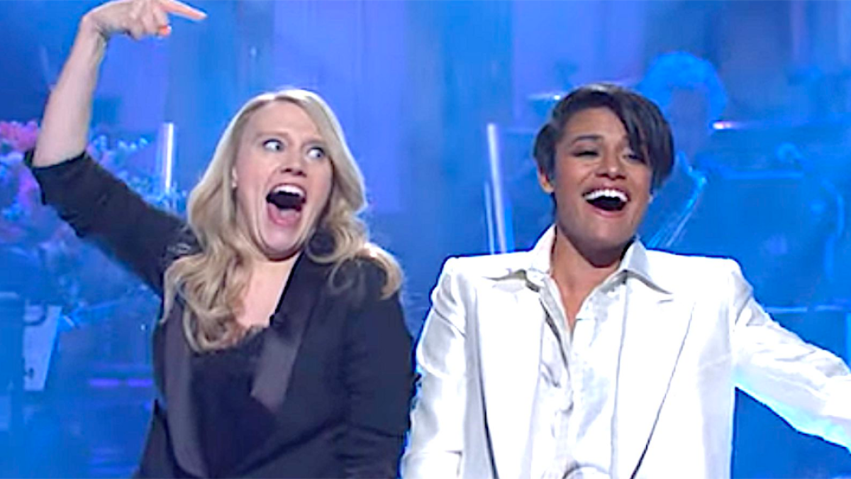 Ariana DeBose & Kate McKinnon Feel Witty, Pretty and GAY on 