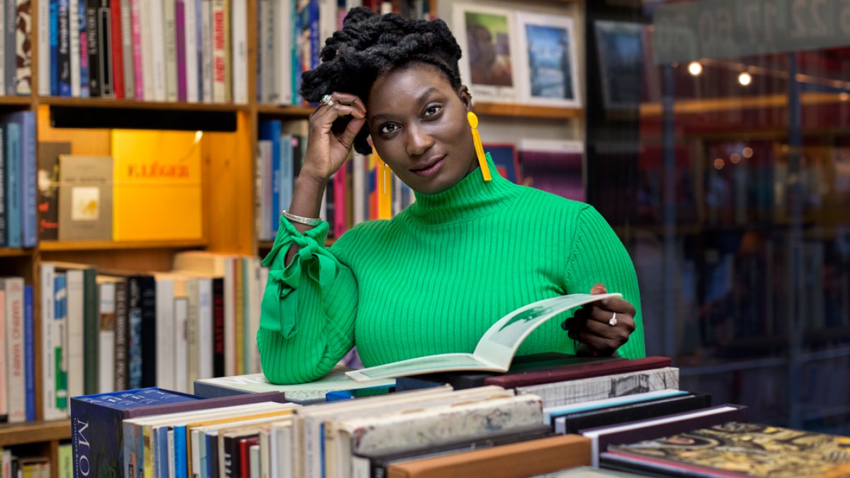 Challenge Yourself to Read 25 Books by a Black Woman This Year ...