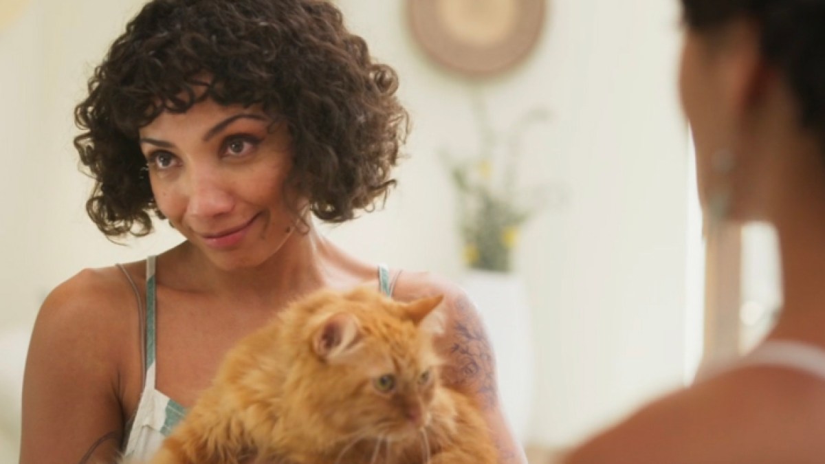 Jasika Nicole Is Your New Favorite Cat Lady on 