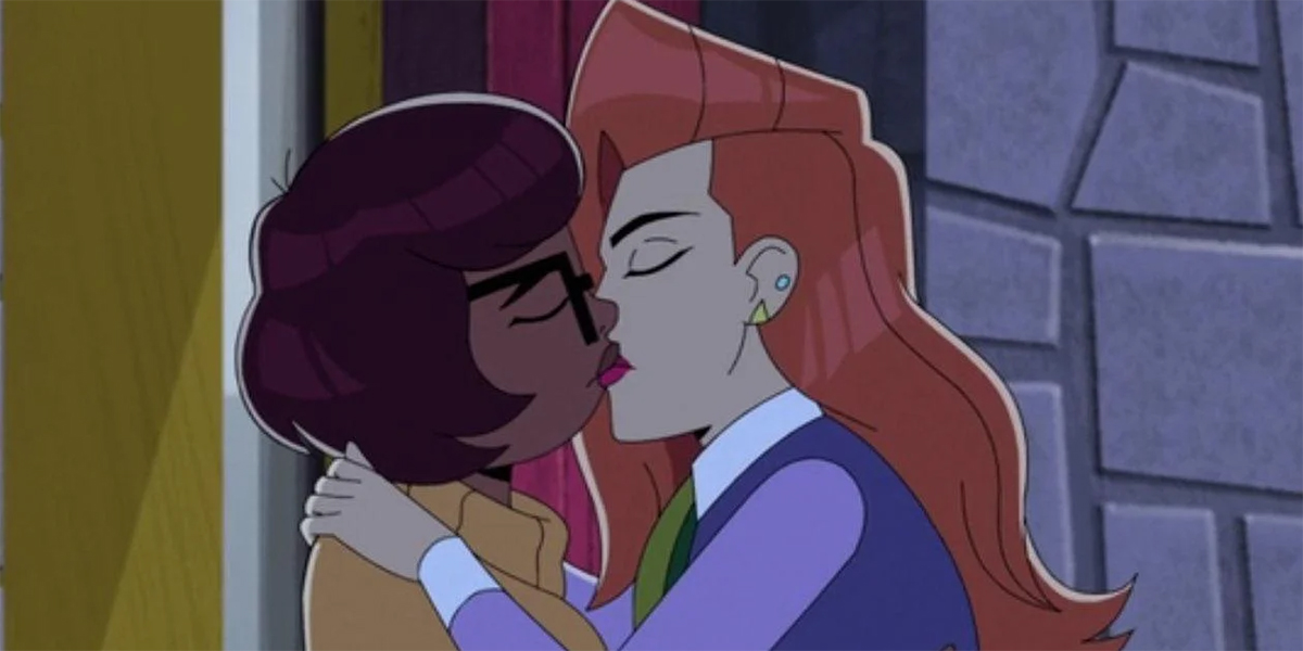Daphne and Velma from 'Scooby-Doo' are Getting Their Own Movie