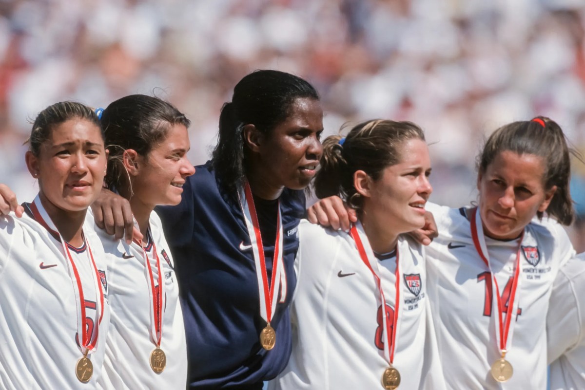 Brianna Scurry with her team