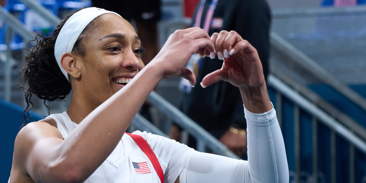 A'ja Wilson doing heart hands