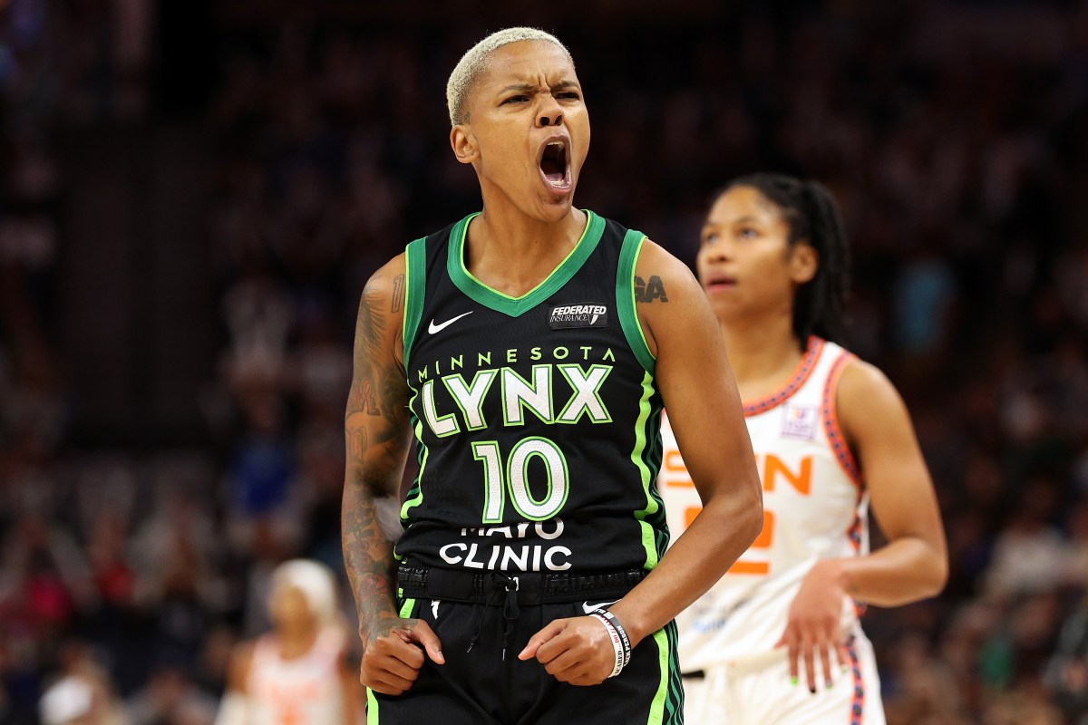 MINNEAPOLIS, MINNESOTA - OCTOBER 08: Courtney Williams #10 of the Minnesota Lynx celebrates against the Connecticut Sun in the first quarter of Game Five of the Semi-Finals during the WNBA Playoffs at Target Center on October 08, 2024 in Minneapolis, Minnesota. The Lynx defeated the Sun 88-77. NOTE TO USER: User expressly acknowledges and agrees that, by downloading and or using this photograph, User is consenting to the terms and conditions of the Getty Images License Agreement. (Photo by David Berding/Getty Images)