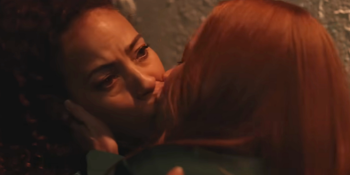 Tai and Van kissing in Yellowjackets season three trailer