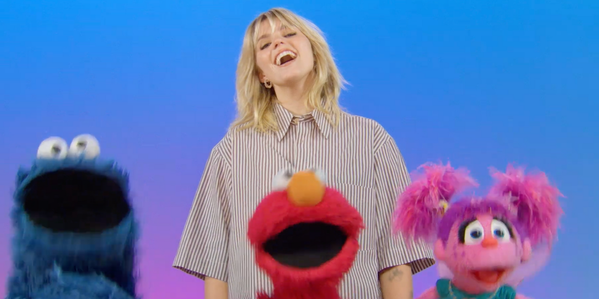 renee rapp with sesame street